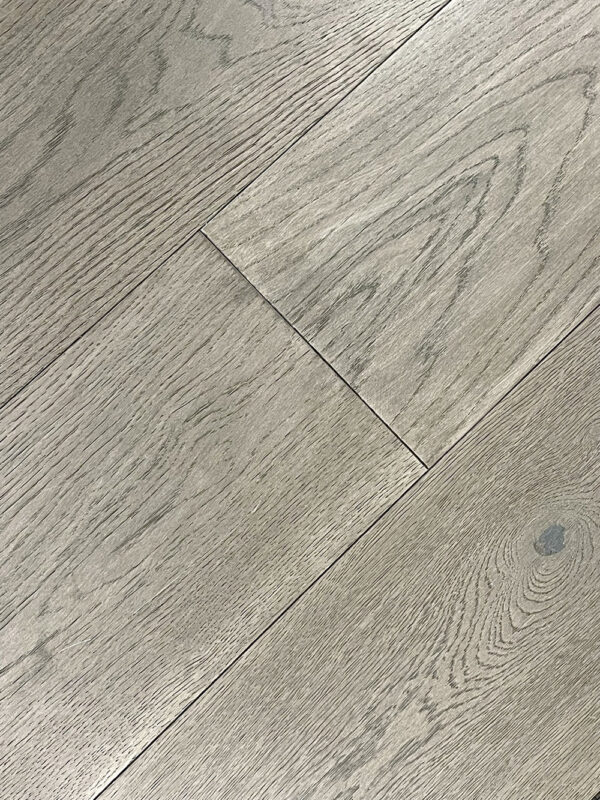 Oasis Old Carmel Country Ridge wire brushed European oak plank swatch