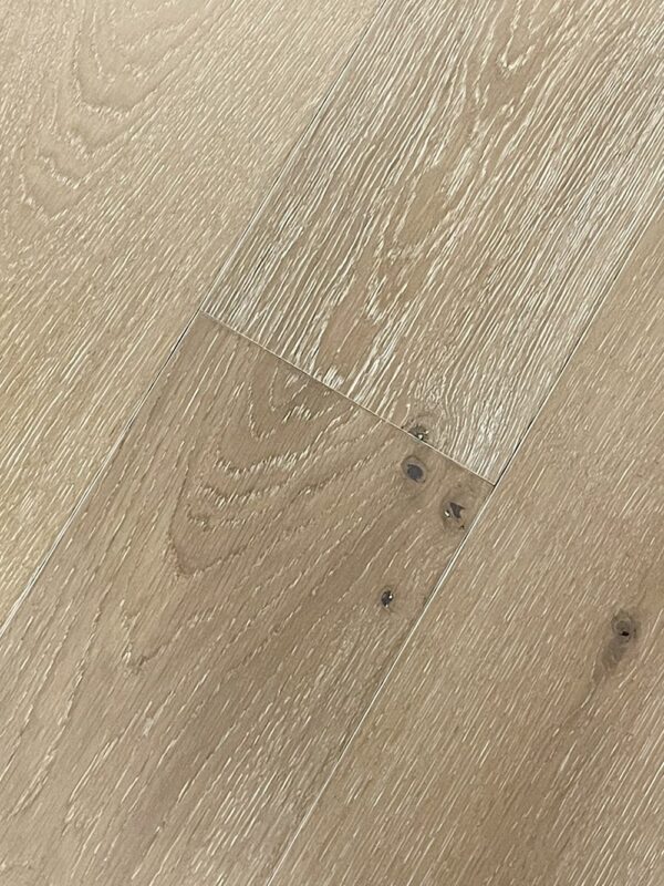 Oasis Carmel Coast Icon wire-brushed European oak plank swatch