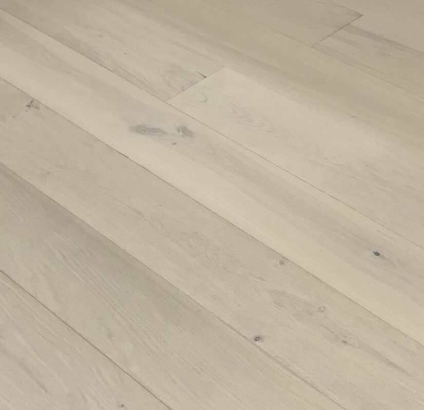 Oasis Seaside Breeze wire brushed oak plank swatch