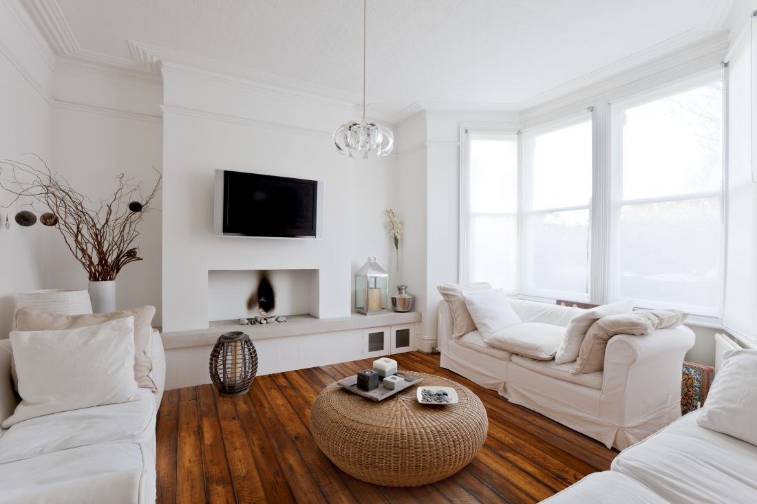 Johnson Hardwood English Pub Cognac – maple engineered hardwood room scene