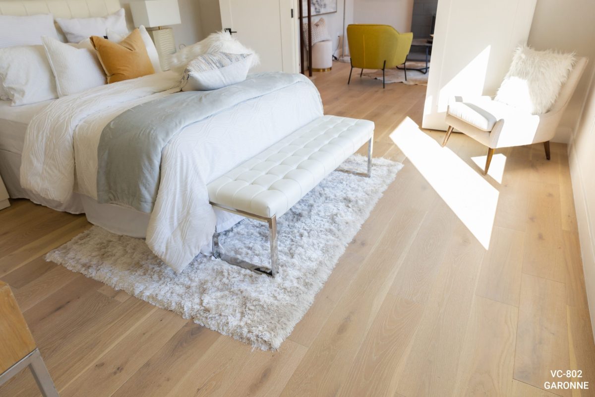 Vellichor River Run Garonne wire-brushed European oak plank swatch
