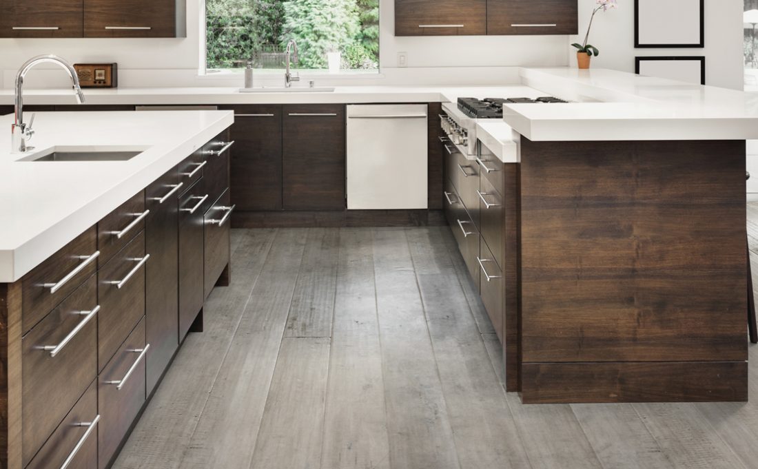 Johnson Hardwood English Pub Moonshine – maple engineered hardwood room scene