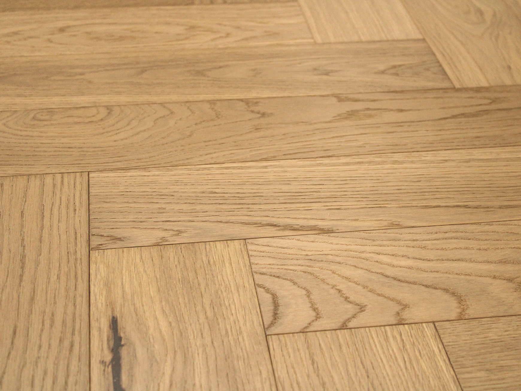 Reward Provence III La Garde Herringbone